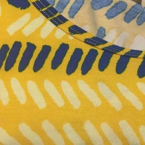 LuLaRoe Tops - 🔴LAST CALL🔴 LuLaRoe Yellow Blue Print Perfect T LuLaRoe Tops - 🔴LAST CALL🔴 LuLaRoe Yellow Blue Print Perfect T